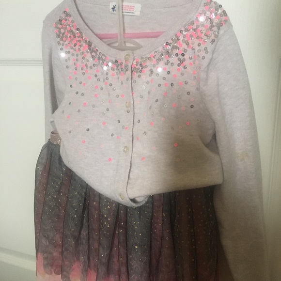 Girls Sequenced Cardigan & Skirt *like new* - Picture 3 of 3